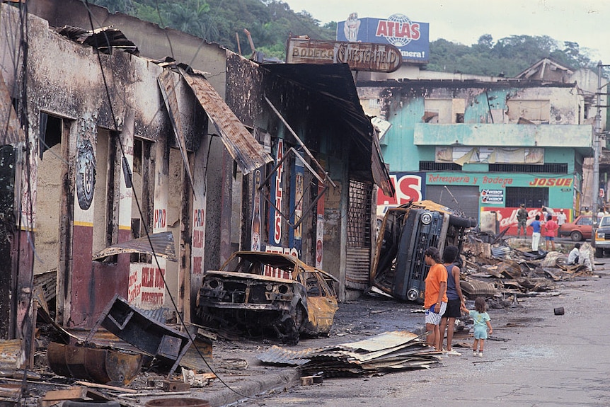 Ruined houses in El Chorrillo after the big fire